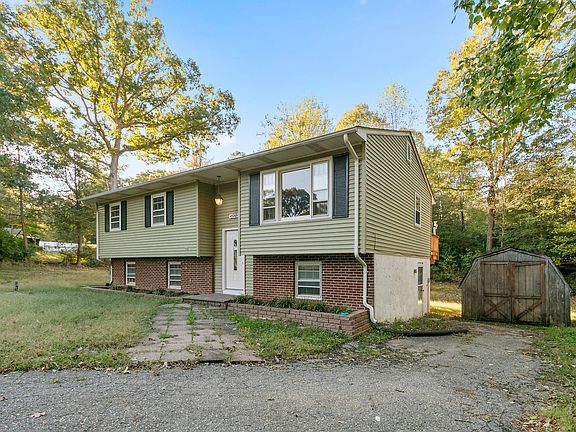 2nd image of 45769 Guenther Dr