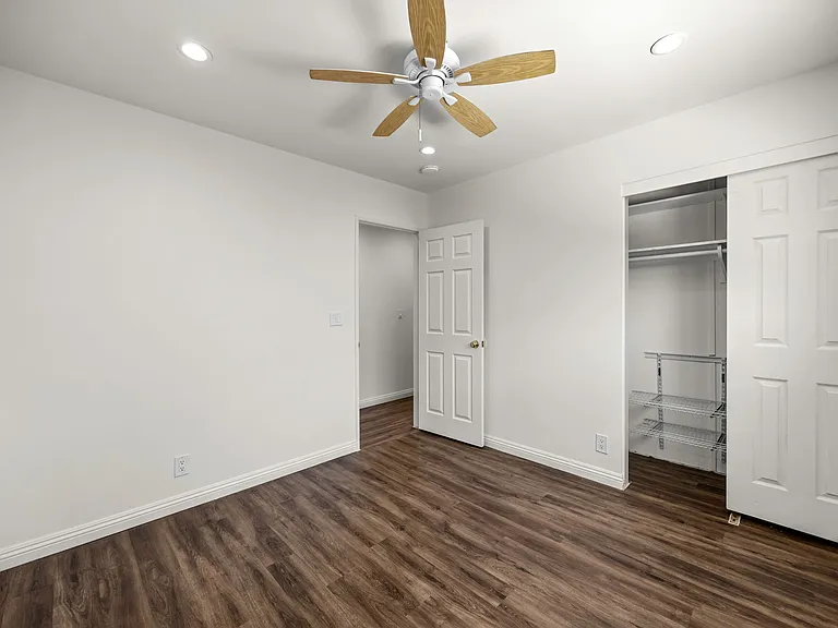 5892 Oak Meadow Dr — Photo 33