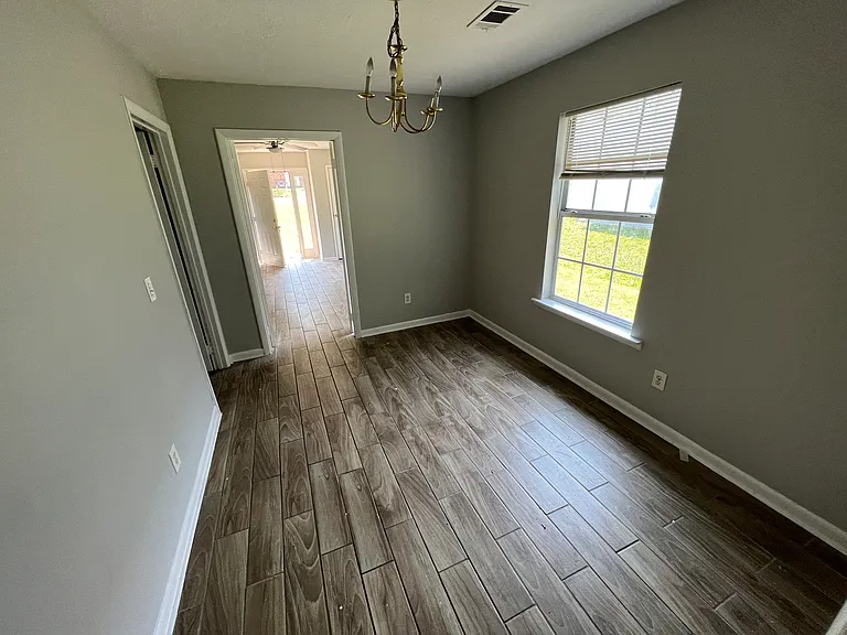 552 Timber Ridge Ct — Photo 13