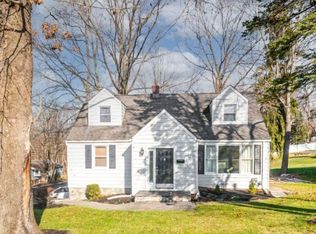 35 Walker Ave, Morristown, NJ 07960