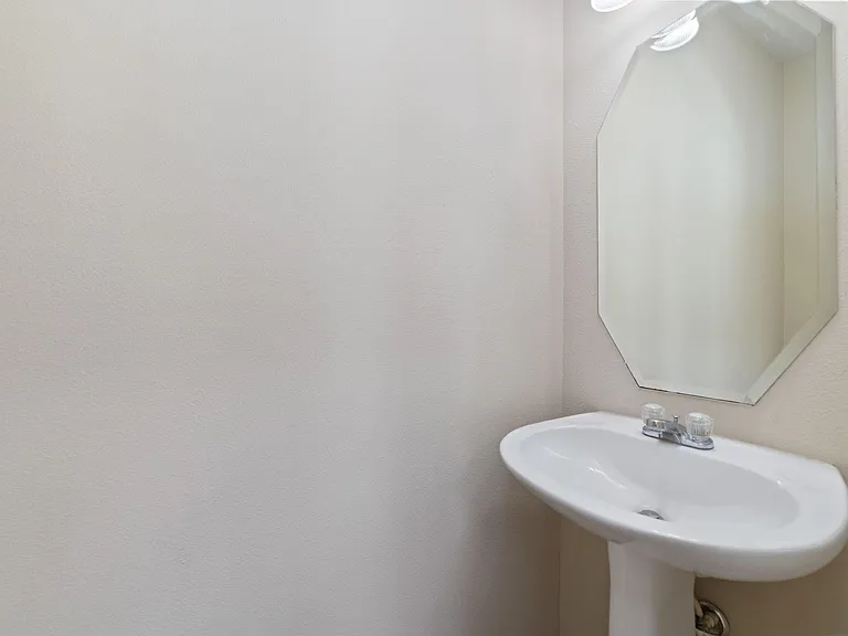 14923 Tuttle Point Dr — Photo 15