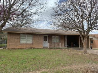 1105 Barbara Ann St, Kerrville, TX 78028