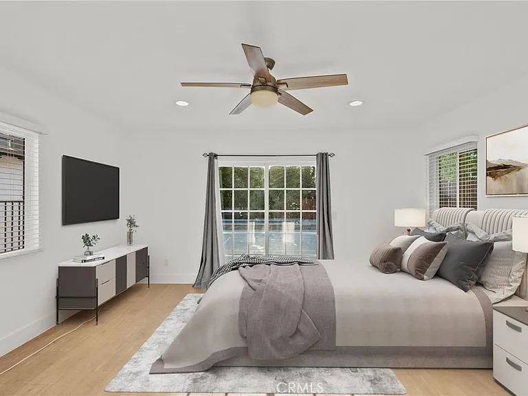 5937 Ranchito Ave — Photo 15