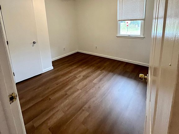 4th image of 766 Mountain Ave #8