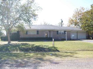 606 W Mississippi St, Temple, OK 73568