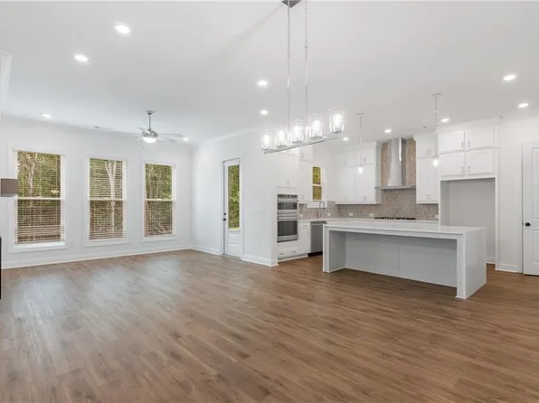 684 Summit Hill Way, Cumming, GA 30040