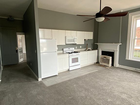 2nd image of 105 E Van Dorn Ave
