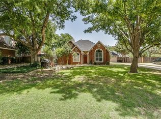 3 Round Rock Ct, Trophy Club, TX 76262