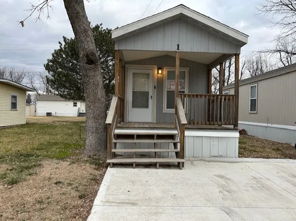 1909 Millers Ln #Townhouse 1, McPherson, KS 67460