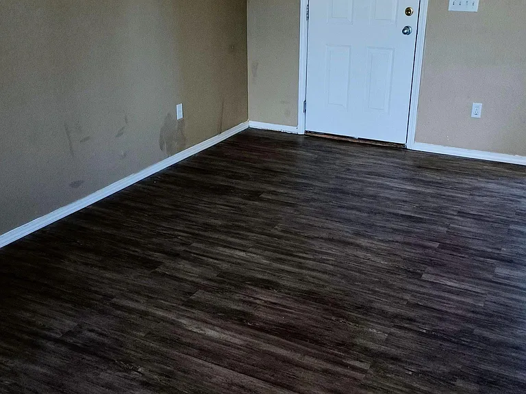 16342 Orick Ave #4 — Photo 5