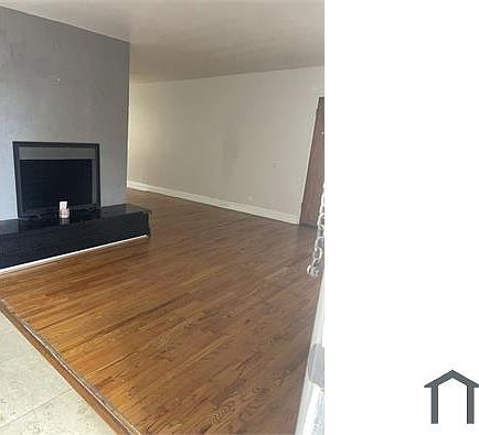 3rd image of 11132 Crenshaw Blvd
