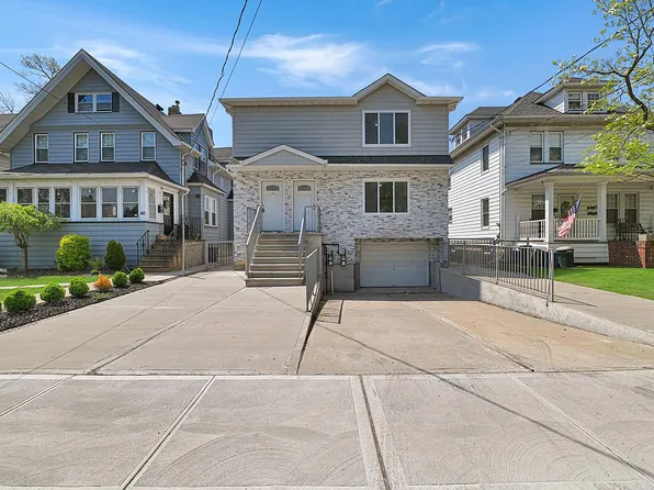 44 Clinton Pl, Staten Island, NY 10302
