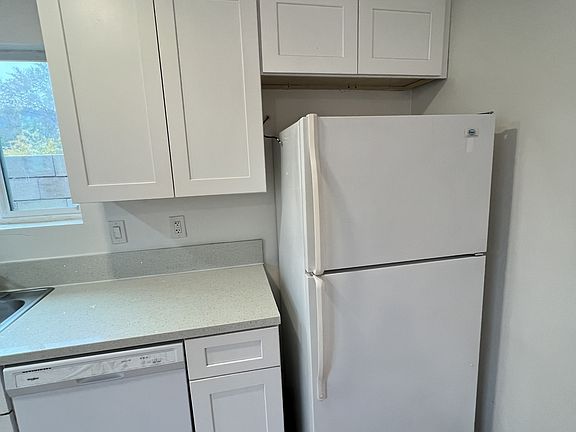 3rd image of 4237 N 4th Ave #11303700