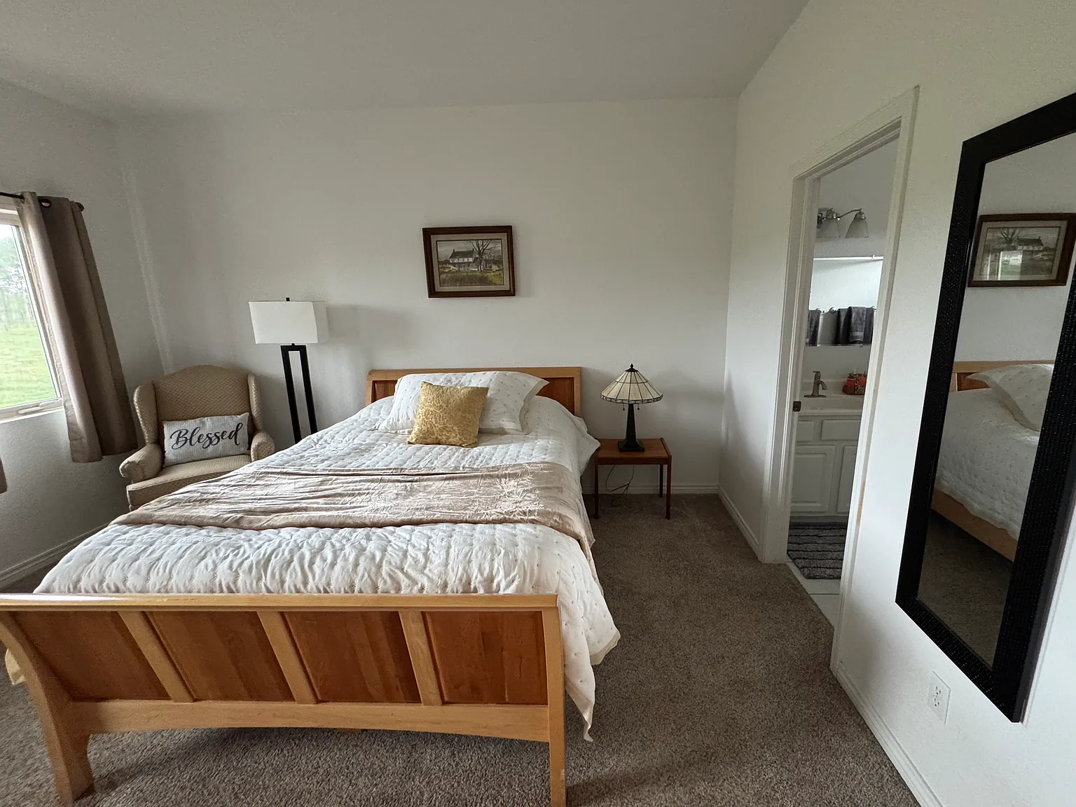 2 bed, 1.5 bath, 1200 sqft, $2,100 — Photo 1