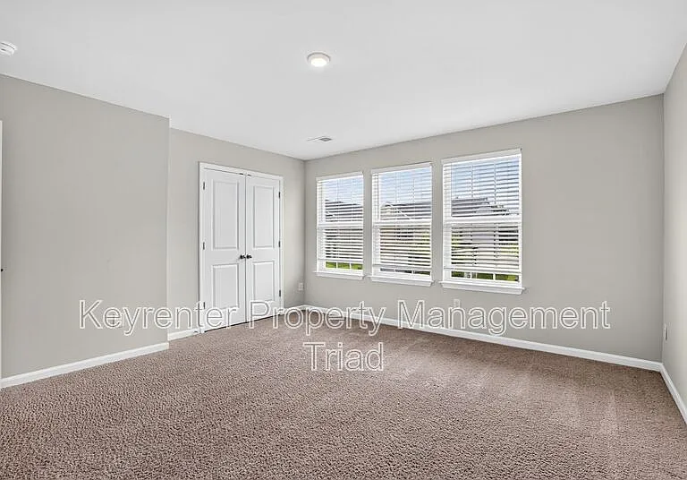 5109 Black Forest Dr — Photo 44