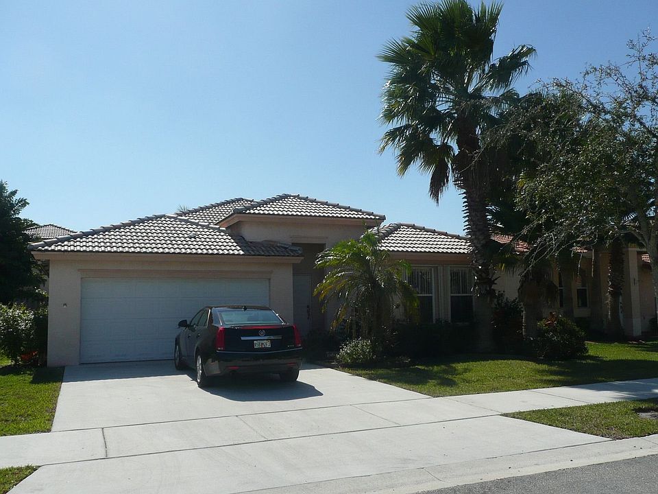 1st image of 14282 N Royal Cove Cir