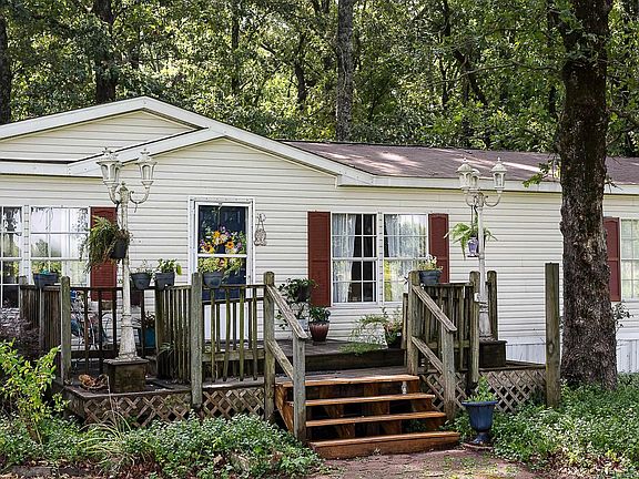 2nd image of 13717 Terry Ln
