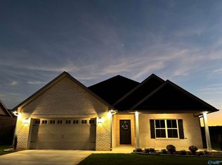 102 Old Forest Rd, Meridianville, AL 35759