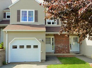102 Chapman Pl, Leominster, MA 01453