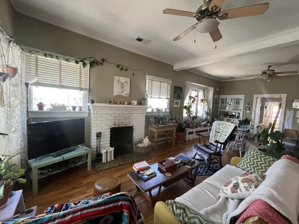 (undisclosed Address), Albuquerque, NM 87102