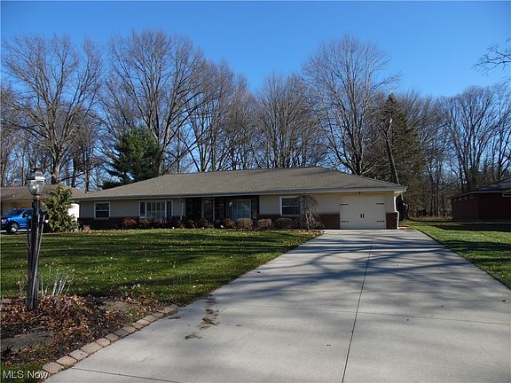 3rd image of 7011 Harrington Ave