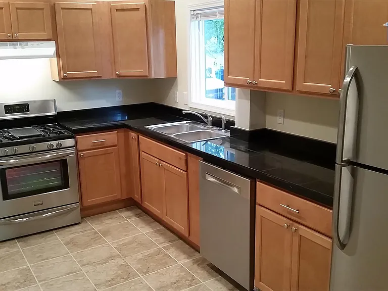113 Dell St #1 — Photo 3