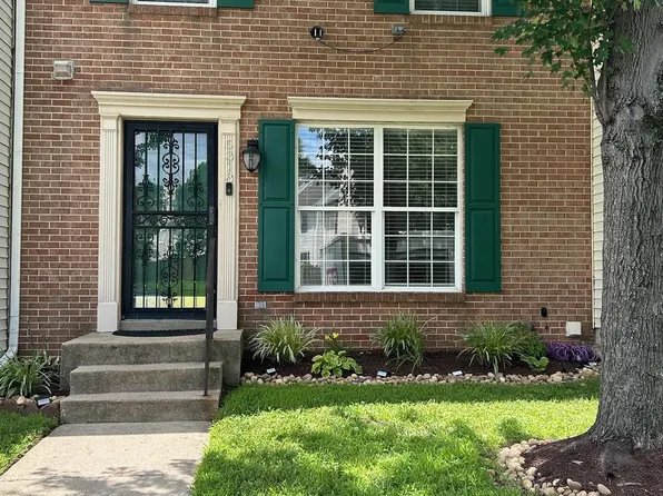 5318 Stoney Meadows Dr, District Heights, MD 20747