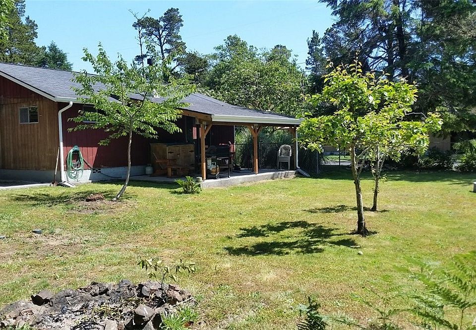 1st image of 1419 282nd St