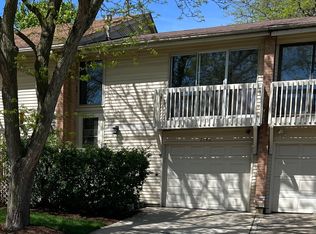 1542 Elder Dr, Aurora, IL 60506