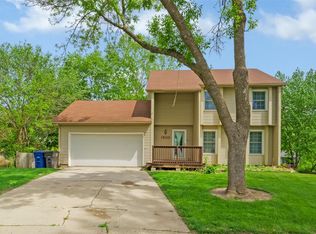 1900 Juniper Ct, Des Moines, IA 50320