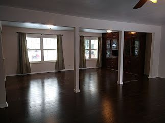 Beautiful great room with built-ins