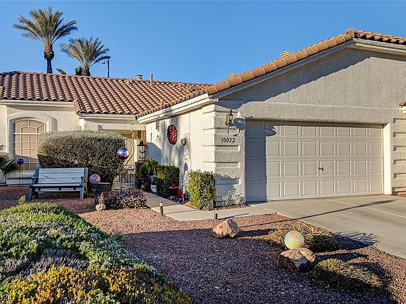 4th image of 10022 Catalina Canyon Ave