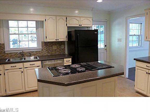 5th image of 4 Round Oak Ct