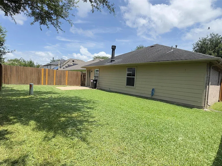 6002 Stirring Winds Ln — Photo 10