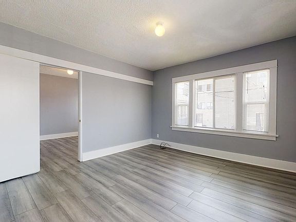 4th image of 438 Cerritos Ave #442