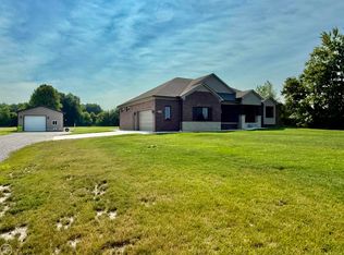 1538 Ashley Ln, Allenton, MI 48002