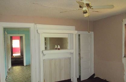 2nd image of 105 McGinnis St