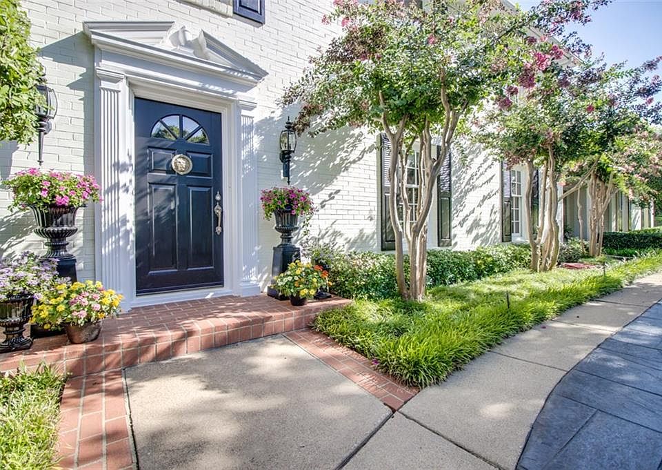 2nd image of 6559 Crestpoint Dr