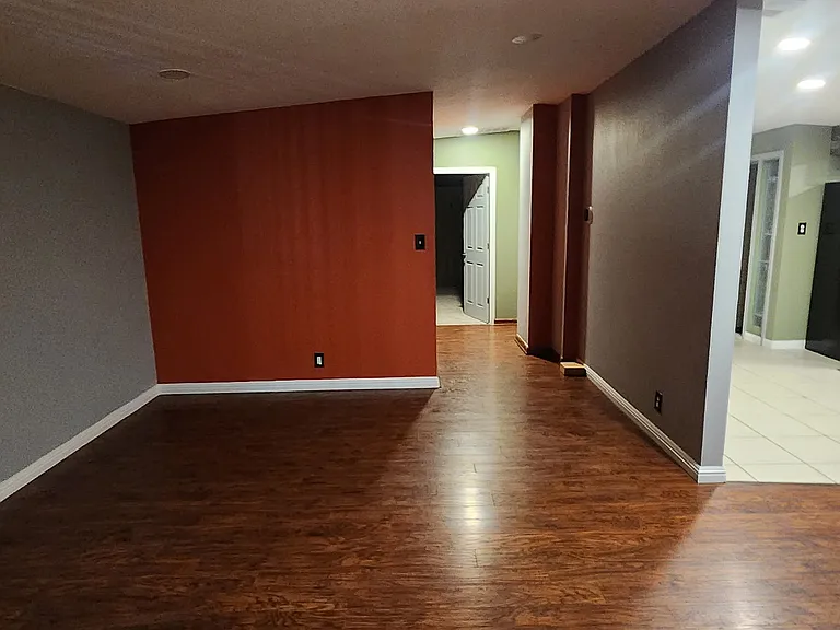 506 San Marco St — Photo 12