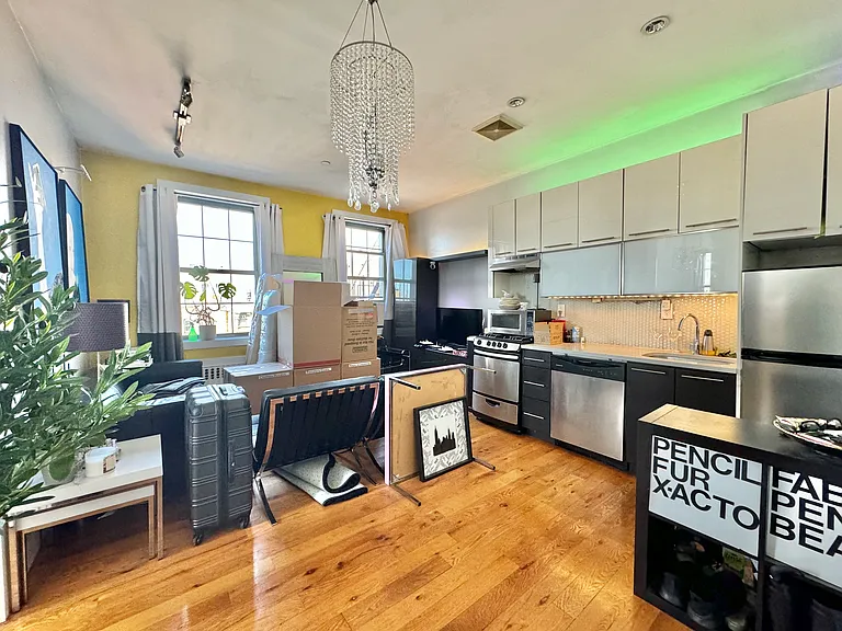 222 Bushwick Ave #4R — Photo 2