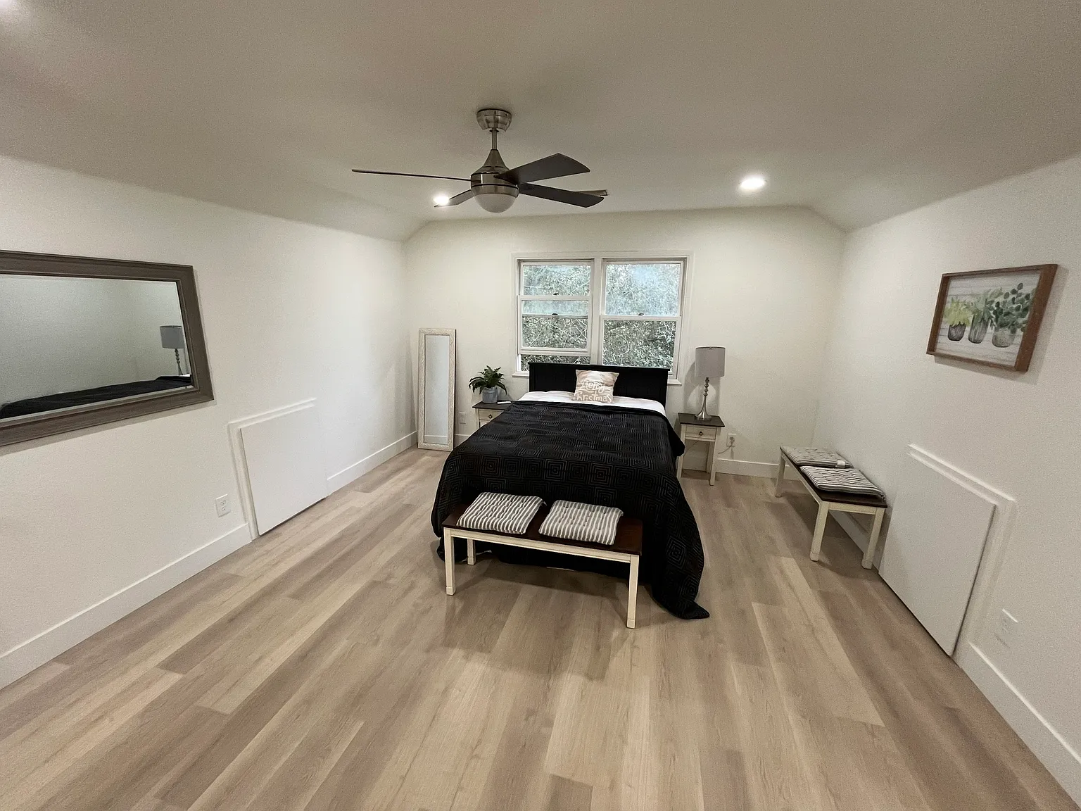 4059 Ridge St — Photo 2