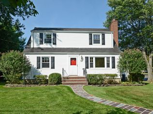 43 Livingston Ave, New Providence, NJ 07974