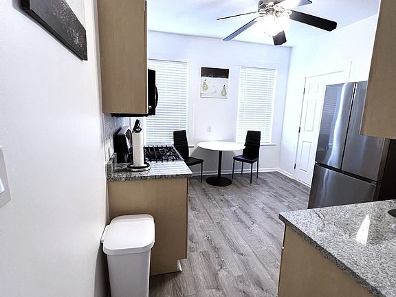 2nd image of 199 Brunswick St #1