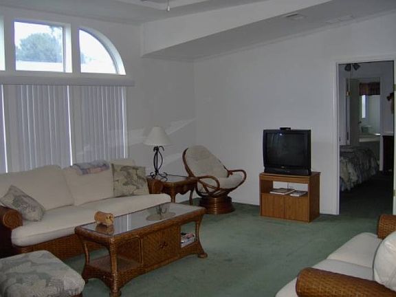 Living Rm