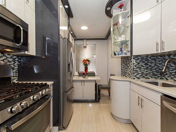 3rd image of 6298 Saunders St APT 2H