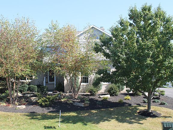 2nd image of 726 Fairfield Dr