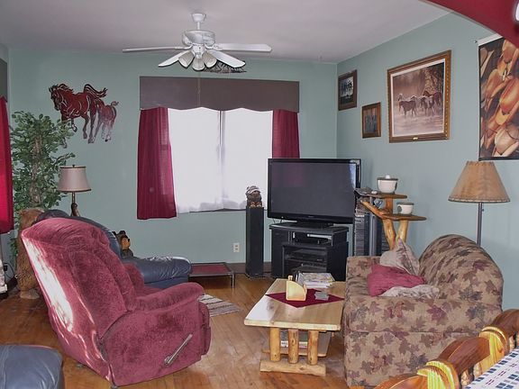 3rd image of 1640 Osage St