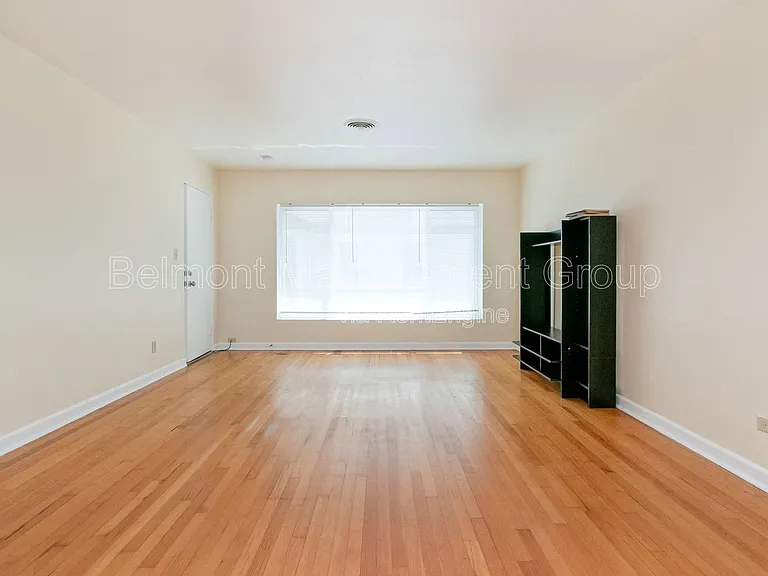 94 Columbia St #4 — Photo 3