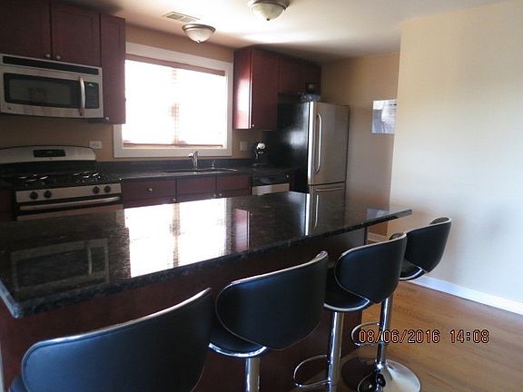 5th image of 2501 W Bryn Mawr Ave APT 406