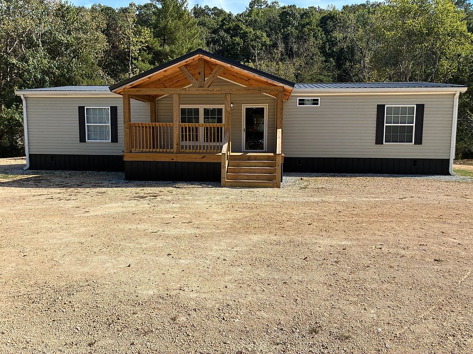 1st image of 524 Piney Creek Rd